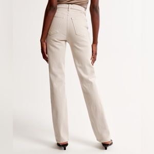 NWT! Abercrombie High Rise 90s Relaxed Jeans